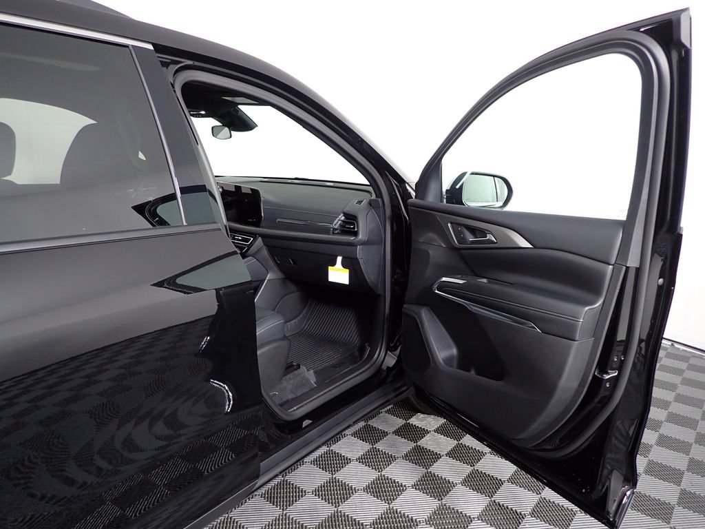 2026 Chevrolet Traverse LT - Photo 40