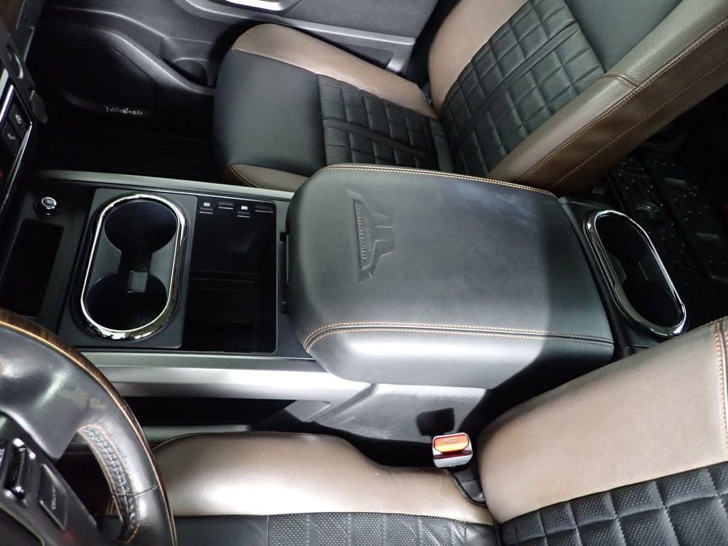 2017 Nissan Titan Platinum Reserve - Photo 32