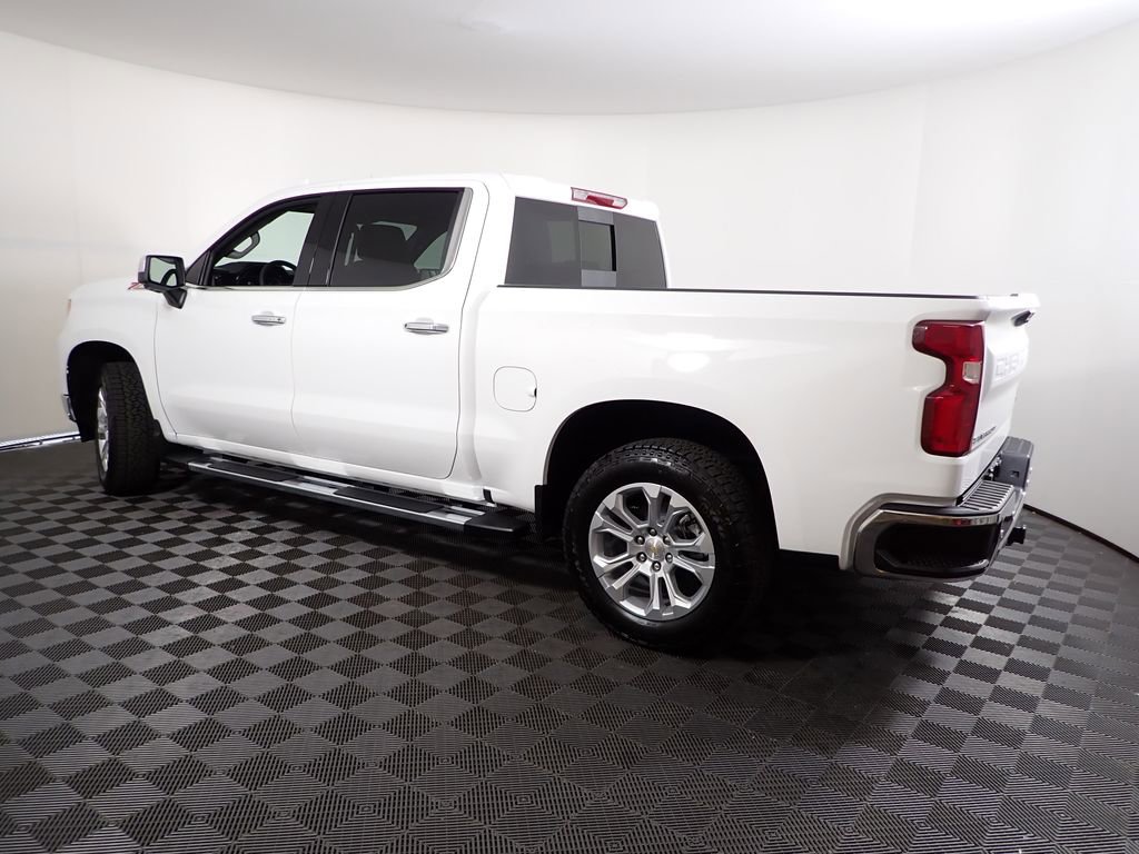 2026 Chevrolet Silverado 1500 LTZ - Photo 13