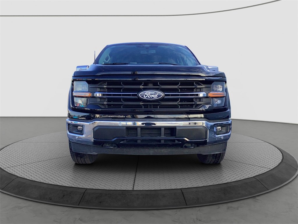 2024 Ford F-150 XLT photo 2