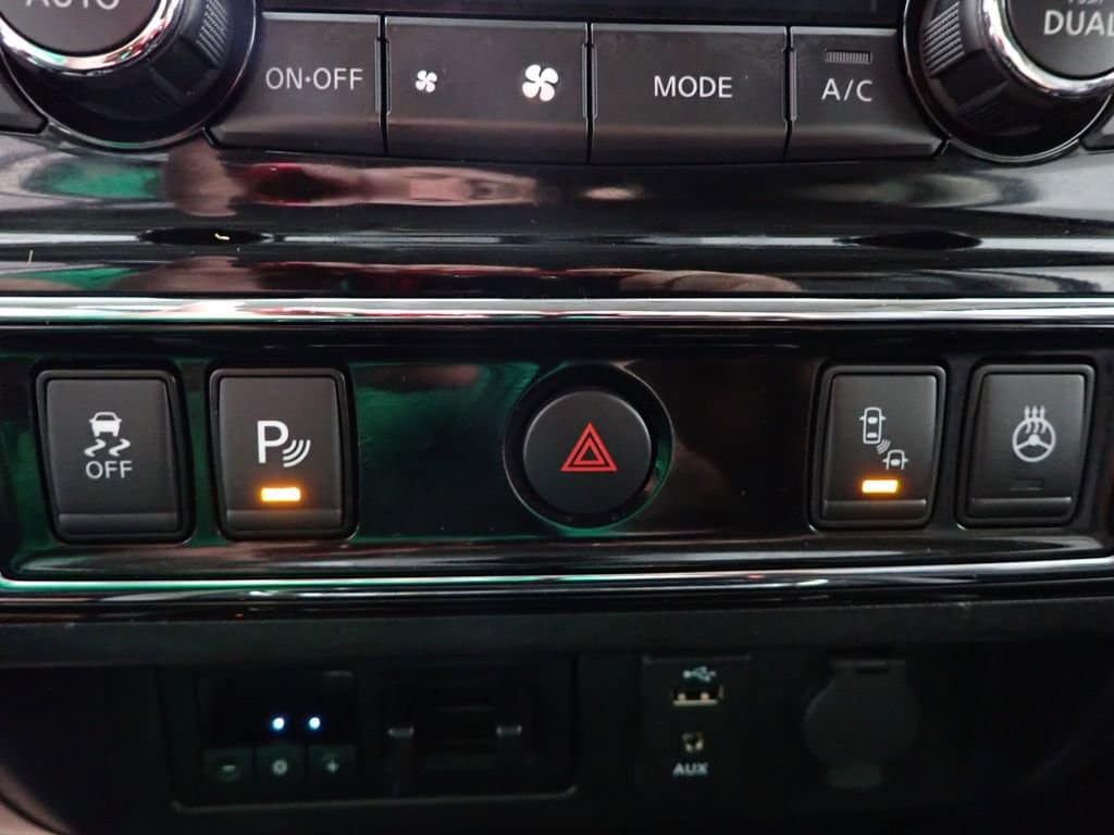 2017 Nissan Titan Platinum Reserve - Photo 9