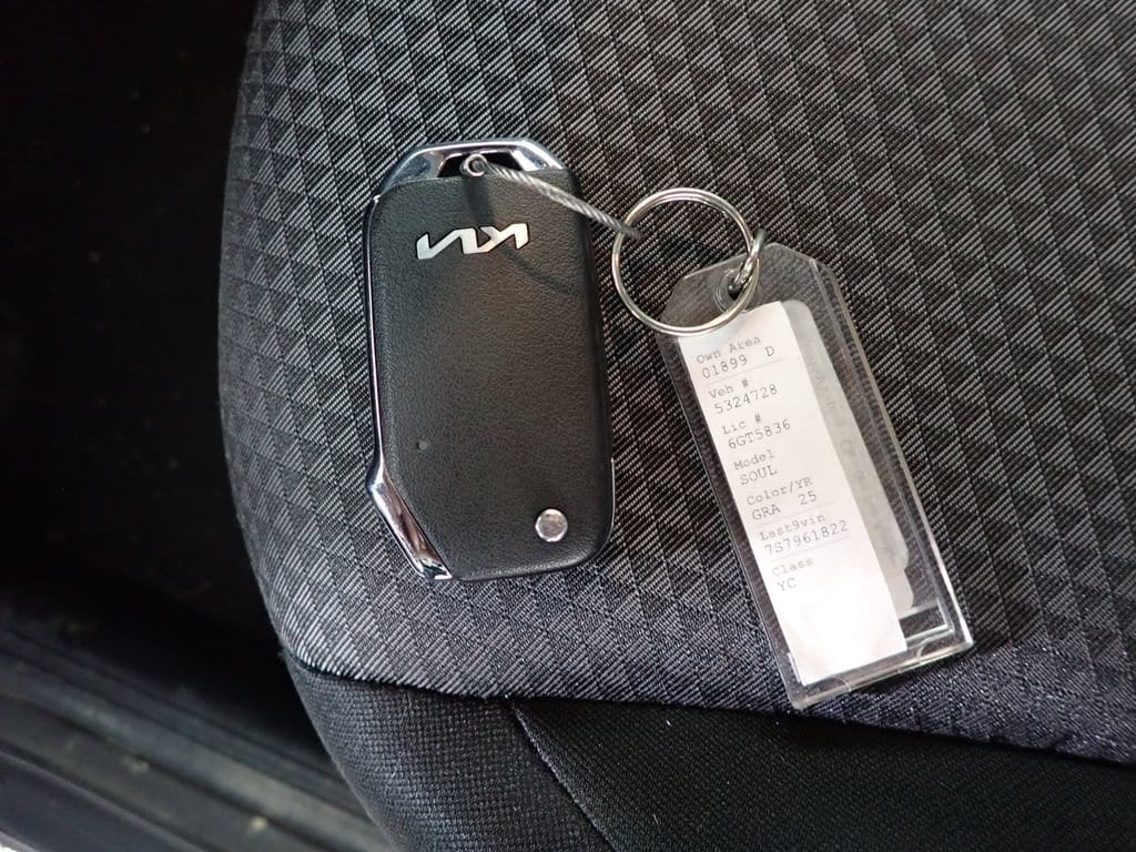 2025 Kia Soul LX - Photo 33