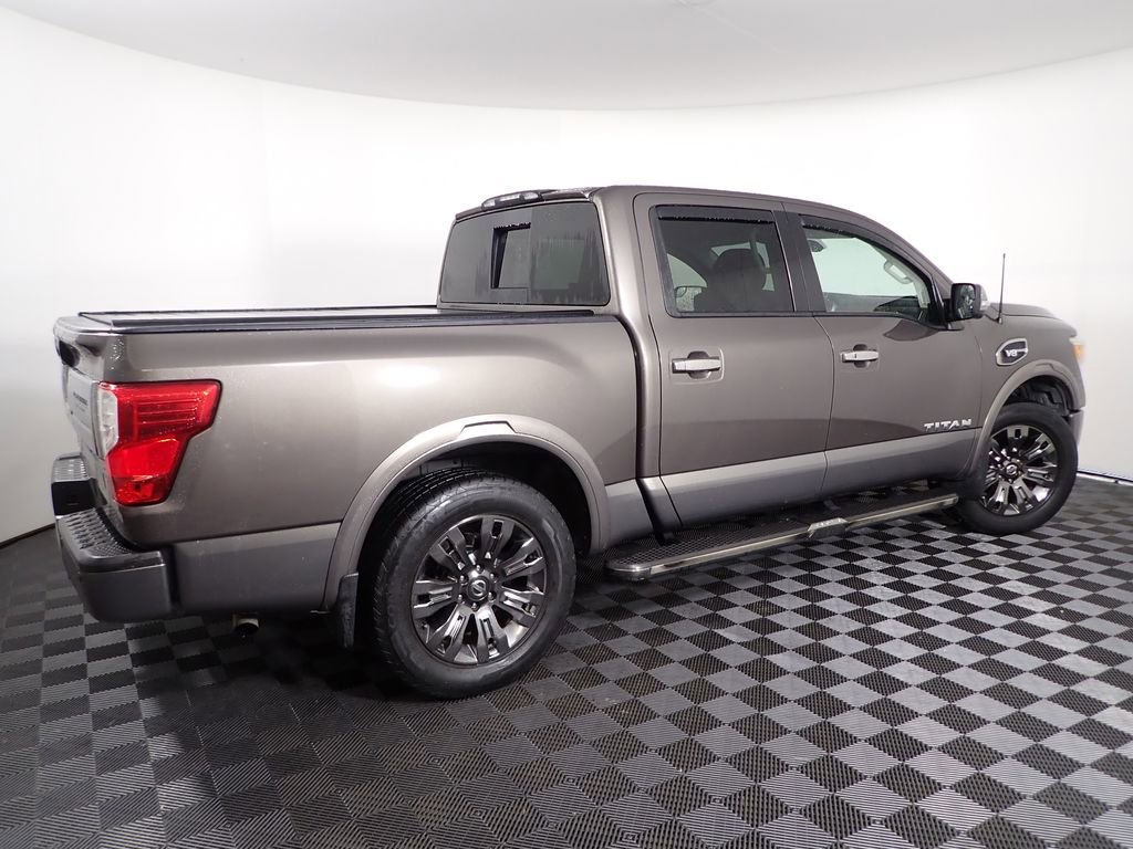 2017 Nissan Titan Platinum Reserve - Photo 19