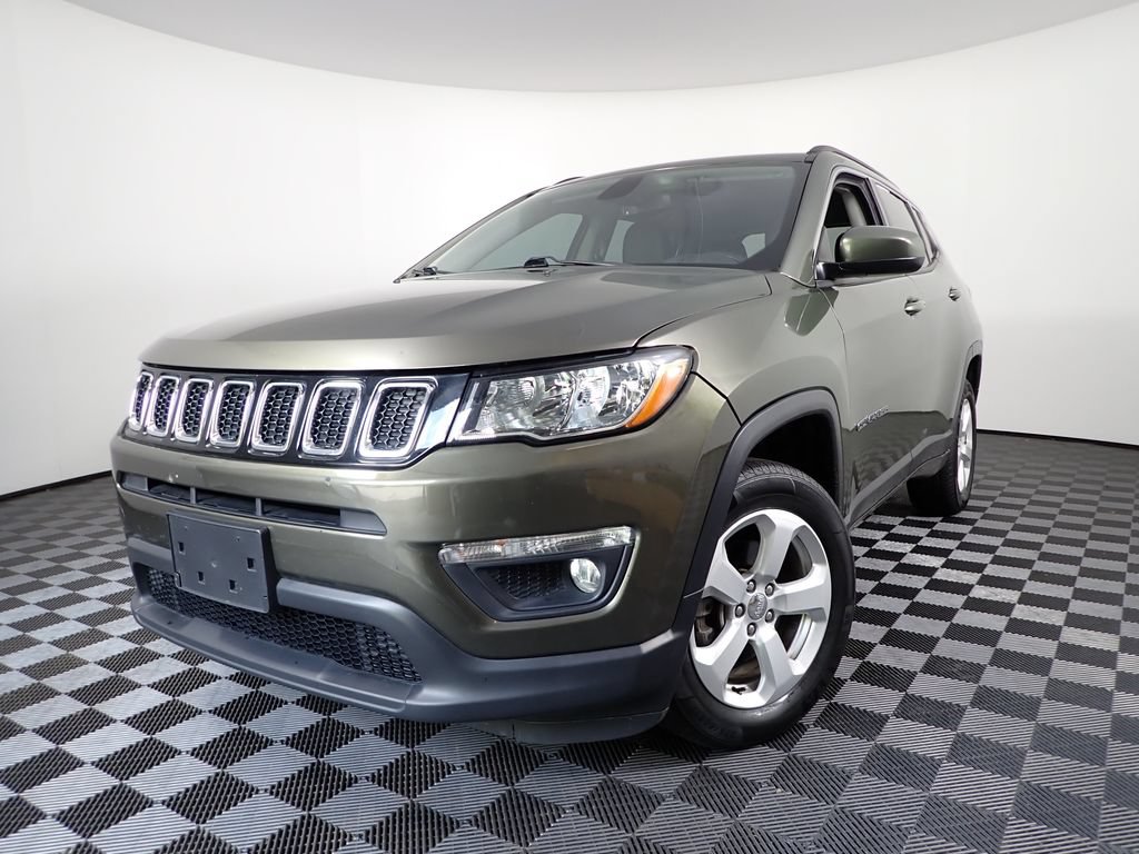 Used 2019 Jeep Compass Latitude with VIN 3C4NJDBB5KT846378 for sale in Logan, OH