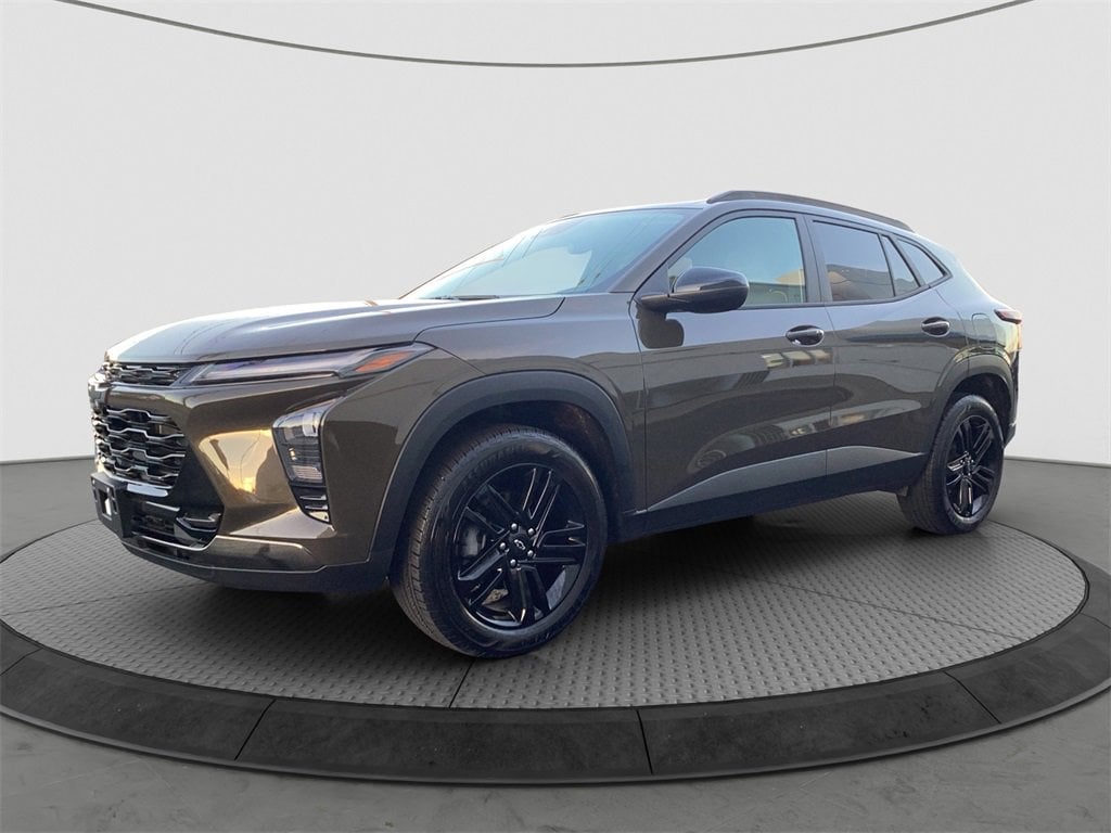 Used 2024 Chevrolet Trax Activ SUV