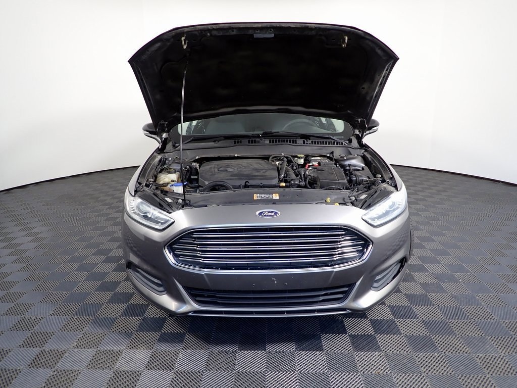 Used 2014 Ford Fusion SE Sedan