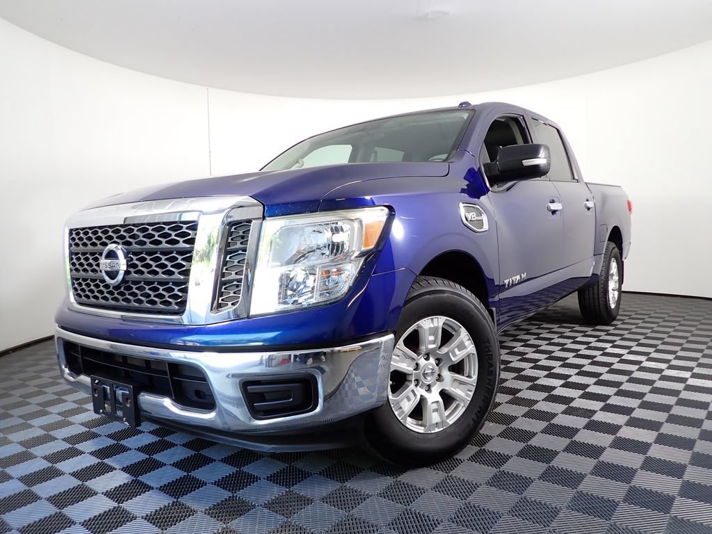 Used 2017 Nissan Titan SV with VIN 1N6AA1EK6HN555841 for sale in Logan, OH