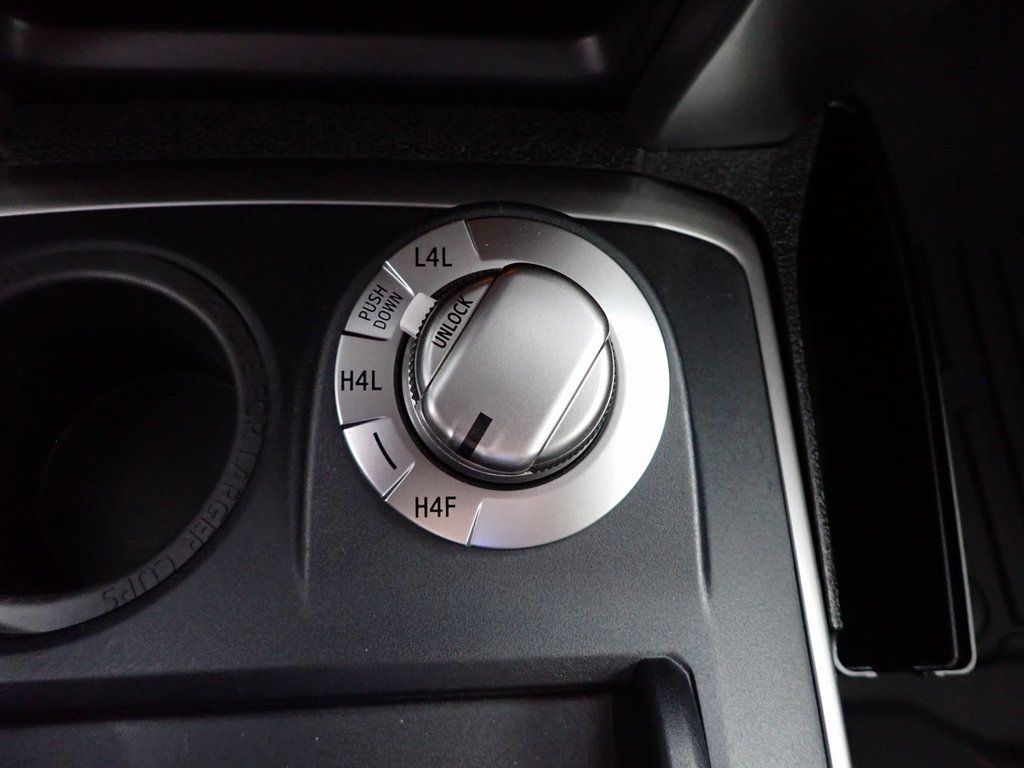2023 Toyota 4Runner Limited photo 3