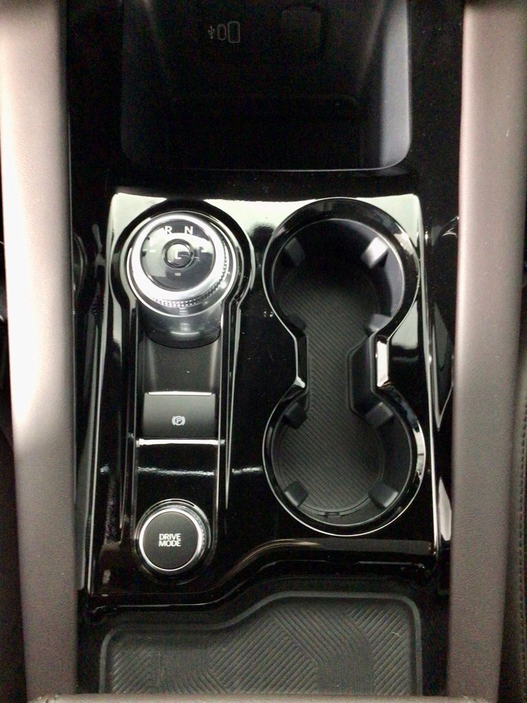 2026 Ford Explorer Platinum - Photo 28