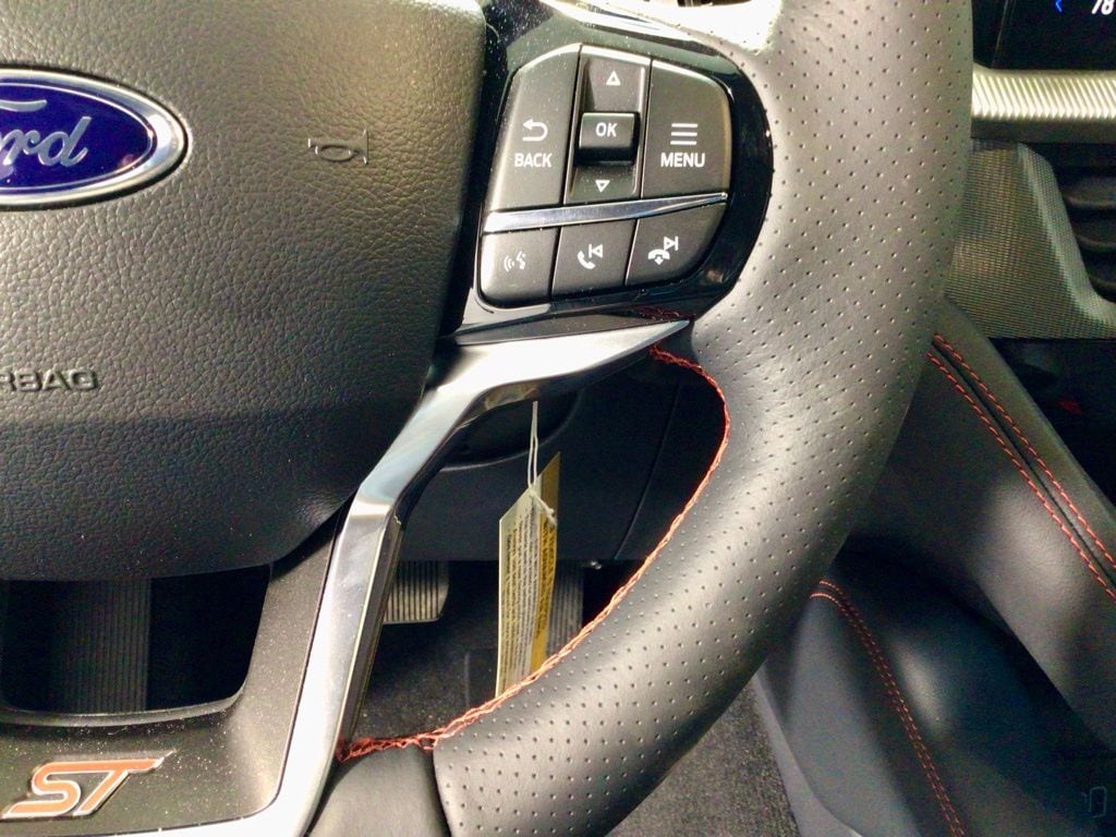2026 Ford Explorer ST - Photo 25