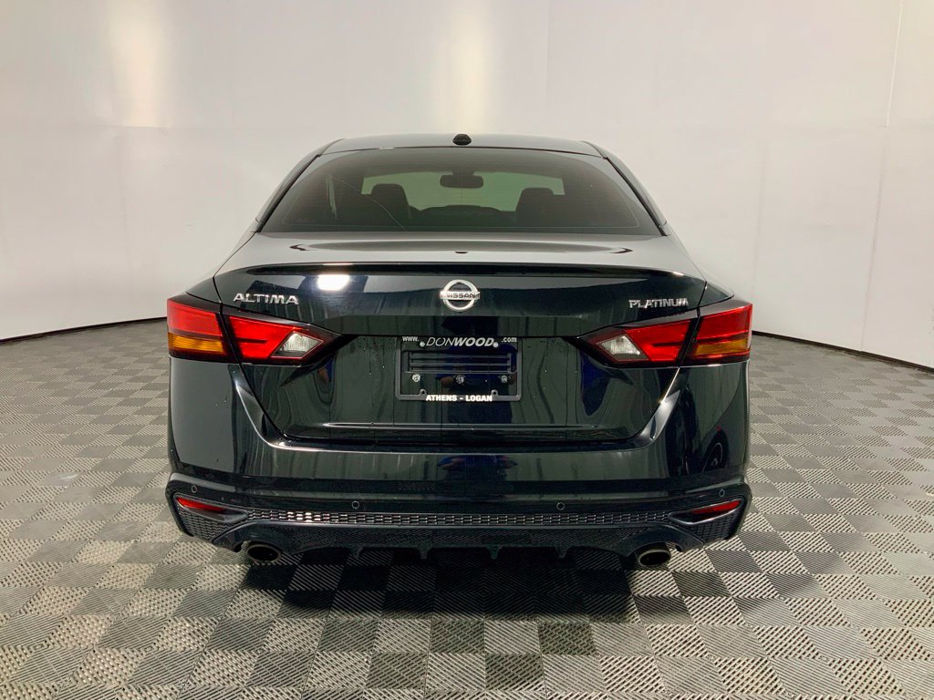 2019 Nissan Altima Platinum - Photo 16