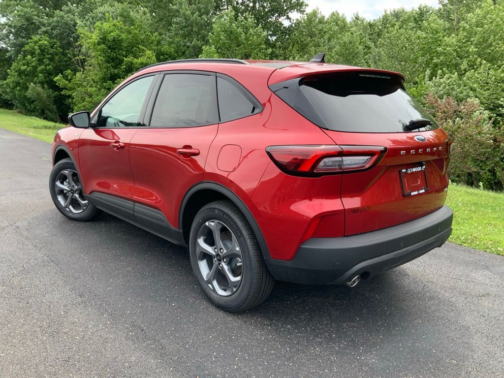 2026 Ford Escape ST-Line - Photo 11