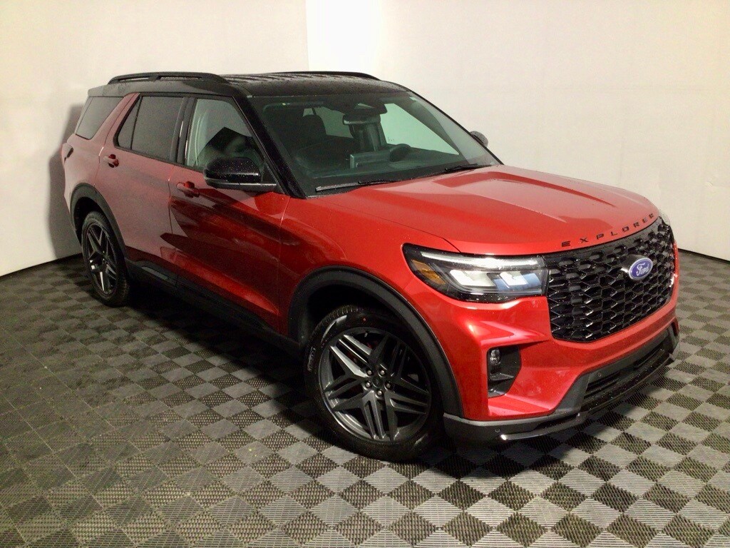 2026 Ford Explorer ST photo 3