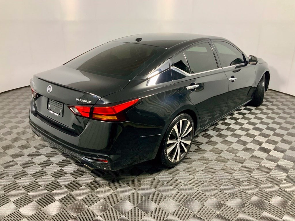 2019 Nissan Altima Platinum - Photo 19