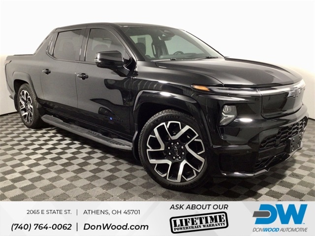 2024 Chevrolet Silverado EV RST's photo