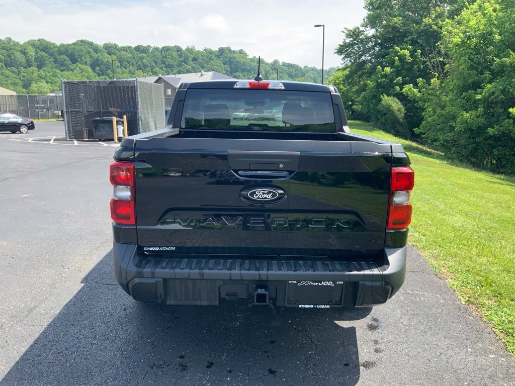 2025 Ford Maverick XLT - Photo 9