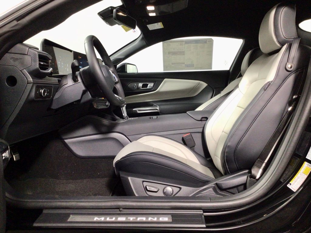 2025 Ford Mustang EcoBoost Premium Fastback - Photo 19