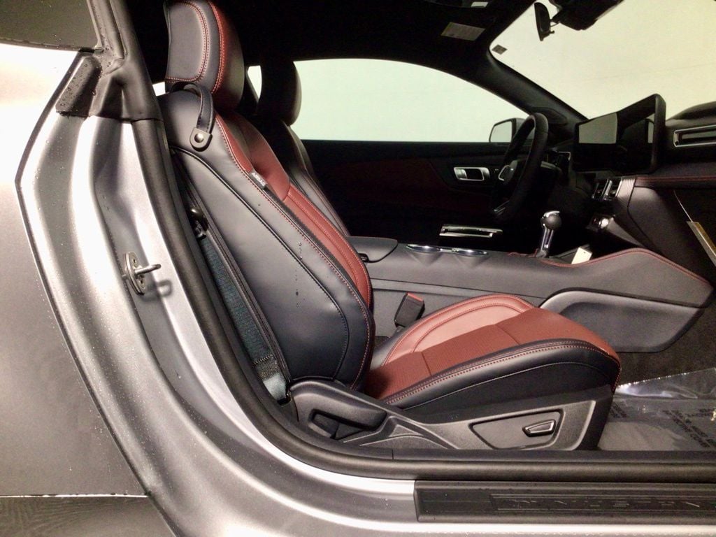 2026 Ford Mustang EcoBoost Premium Fastback - Photo 35
