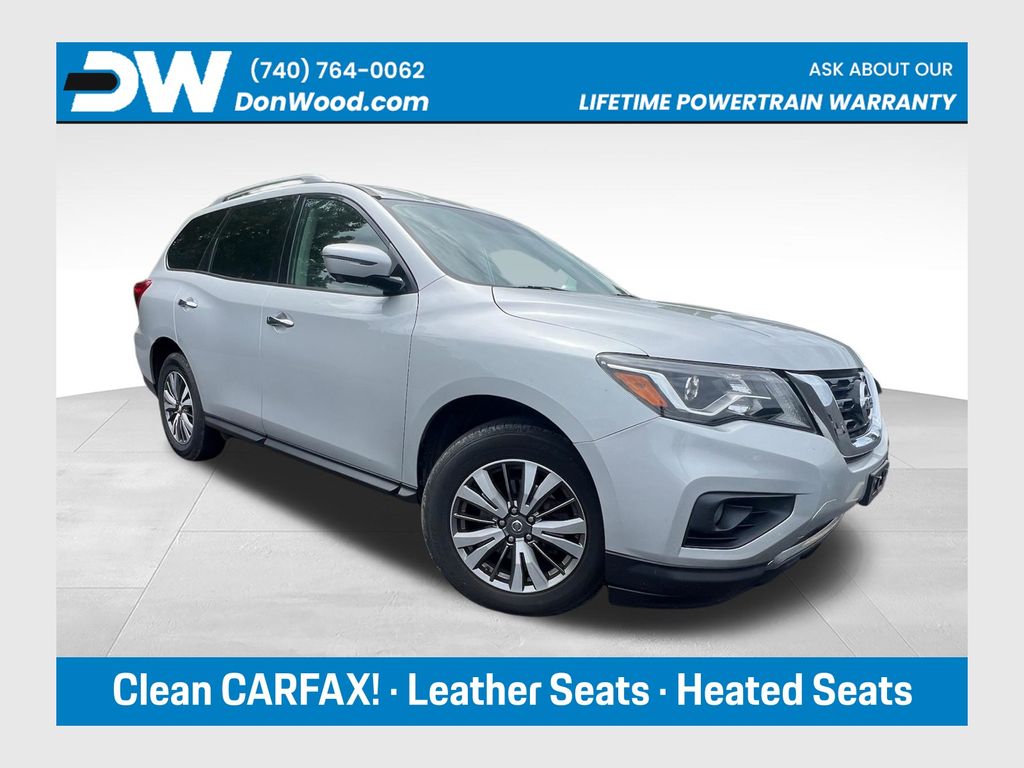 2019 Nissan Pathfinder SL 4WD's photo