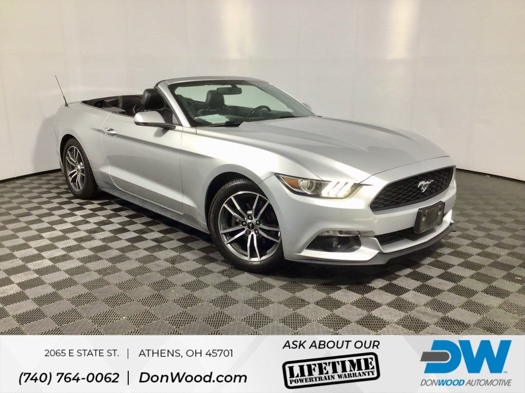 2015 Ford Mustang Convertible 