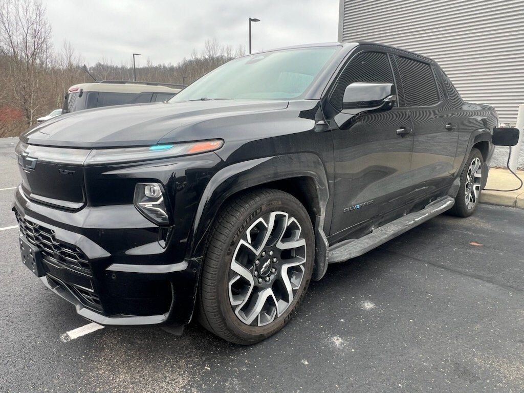 Used 2024 Chevrolet Silverado EV RST Truck