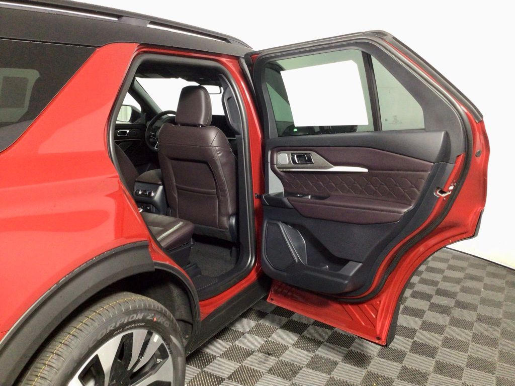 2026 Ford Explorer Platinum - Photo 34