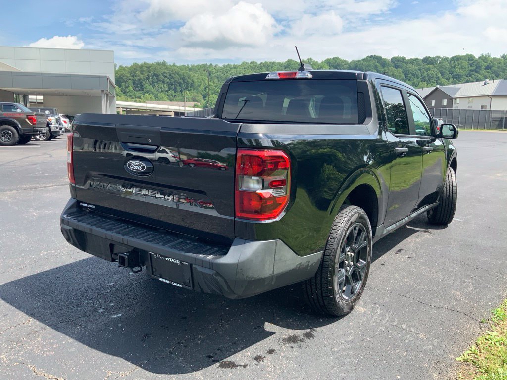 2025 Ford Maverick XLT - Photo 11