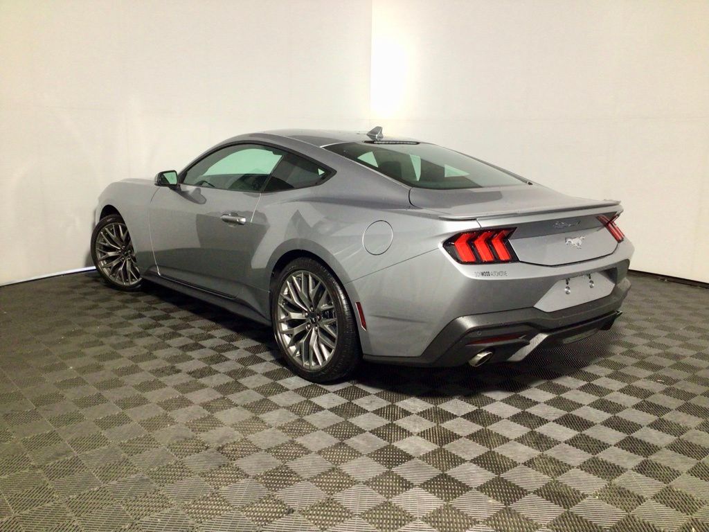 2026 Ford Mustang EcoBoost Premium Fastback - Photo 12