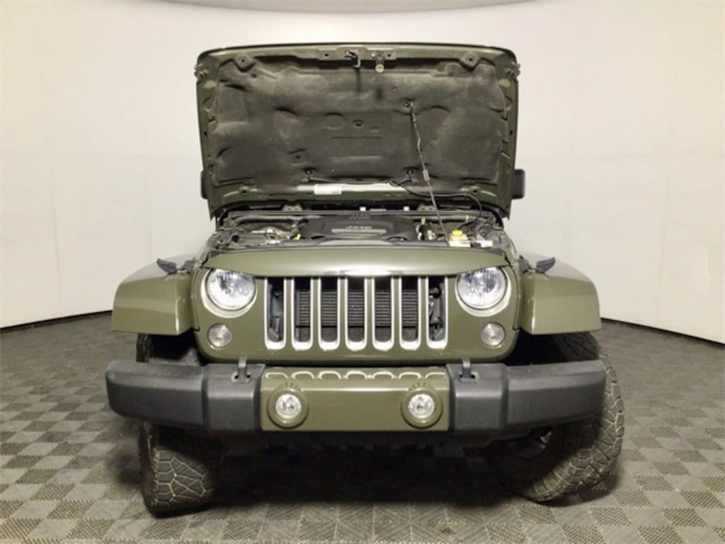 Used 2016 Jeep Wrangler Unlimited Sahara SUV