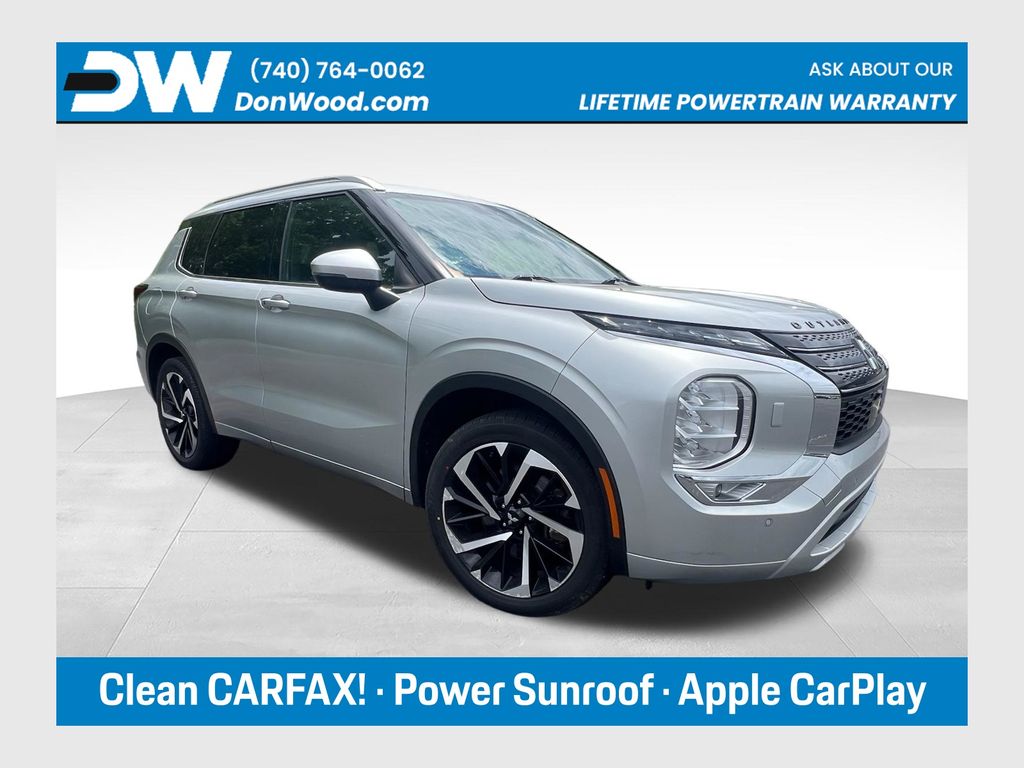 2022 Mitsubishi Outlander SEL S-AWC's photo