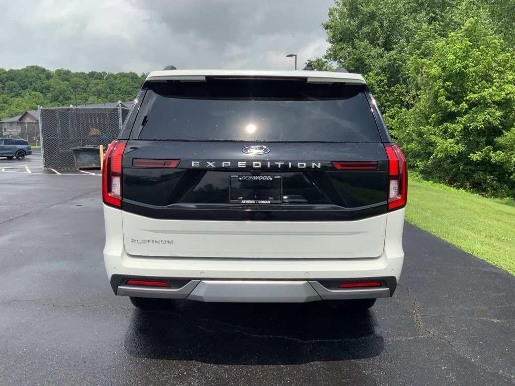 2025 Ford Expedition Platinum - Photo 11