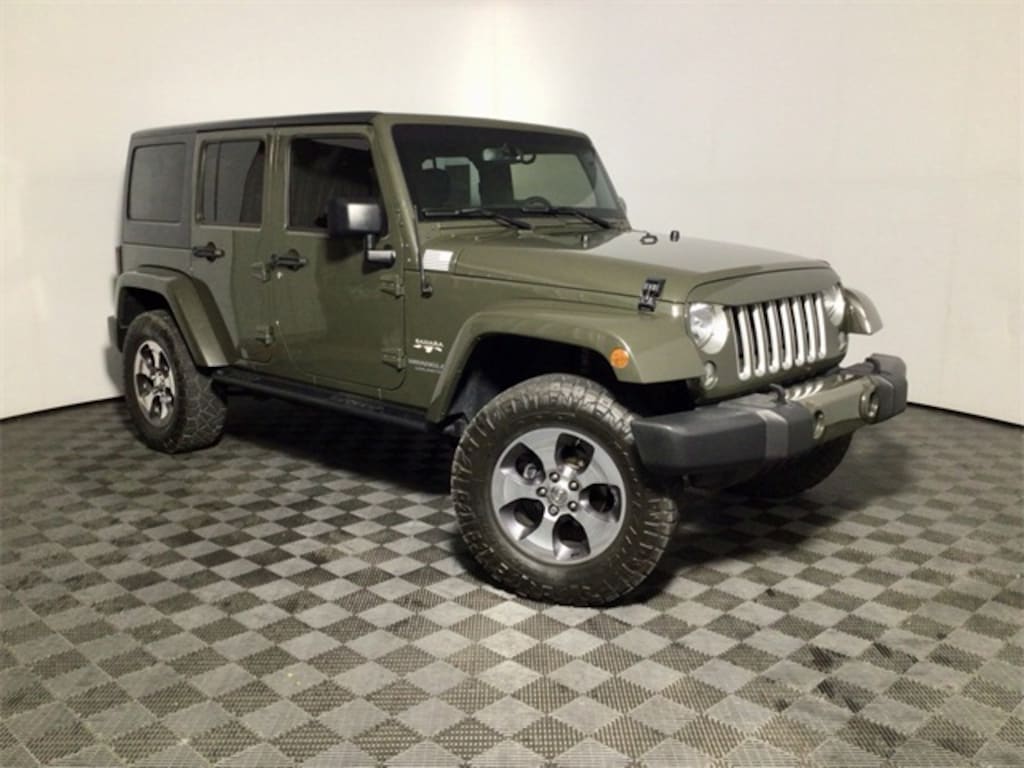Used 2016 Jeep Wrangler Unlimited Sahara SUV