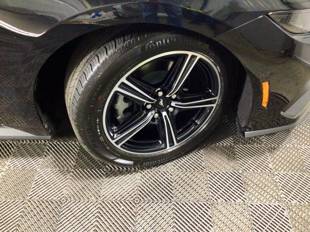 2025 Ford Mustang EcoBoost Premium Fastback - Photo 35