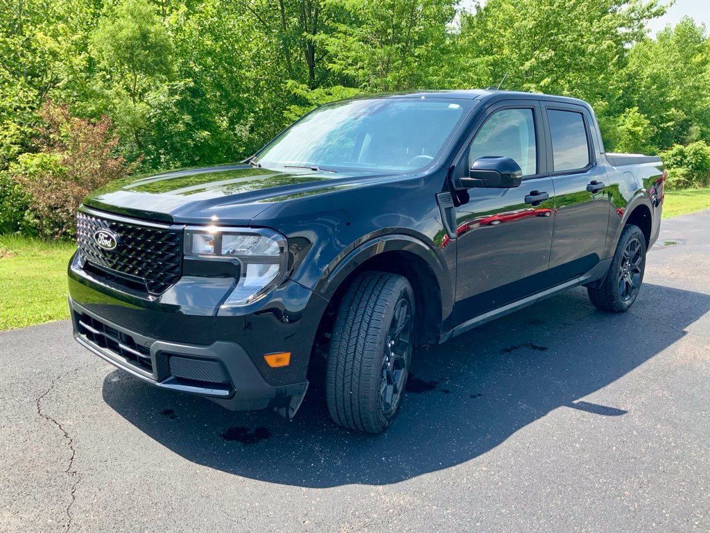 2025 Ford Maverick XLT - Photo 4