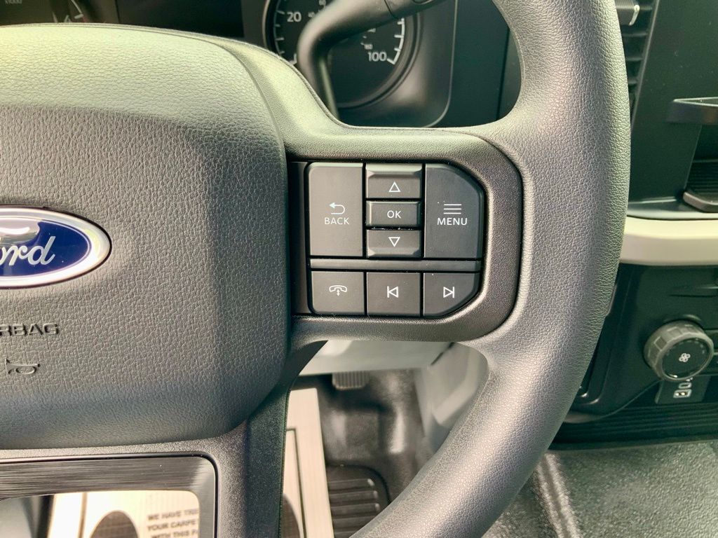 2026 Ford F-350 Super Duty XL - Photo 14