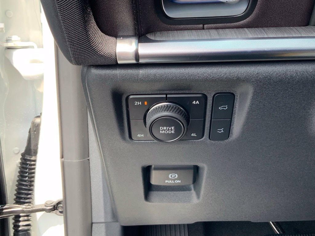 2025 Ford Expedition Platinum - Photo 18
