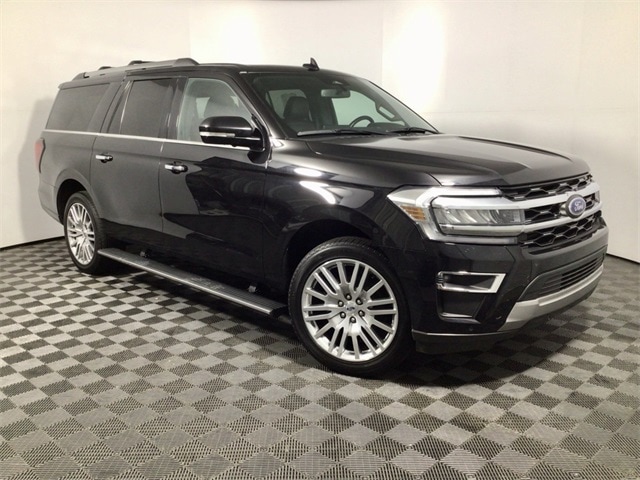 2024 Ford Expedition Limited's photo