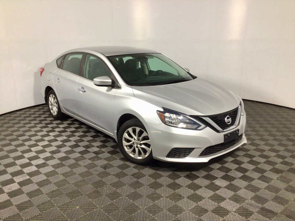 2018 Nissan Sentra SV photo 3