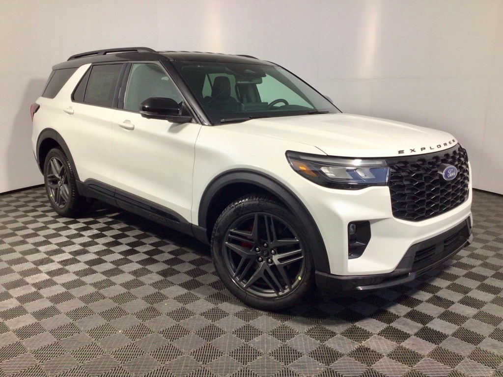 2026 Ford Explorer ST's photo