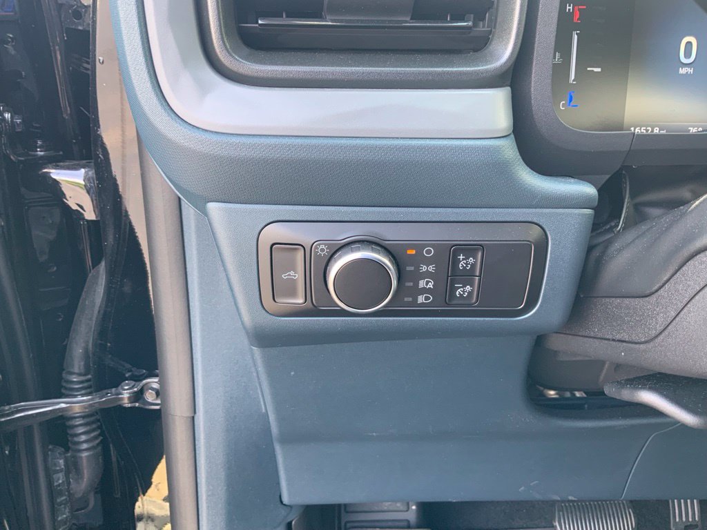 2025 Ford Maverick XLT - Photo 17