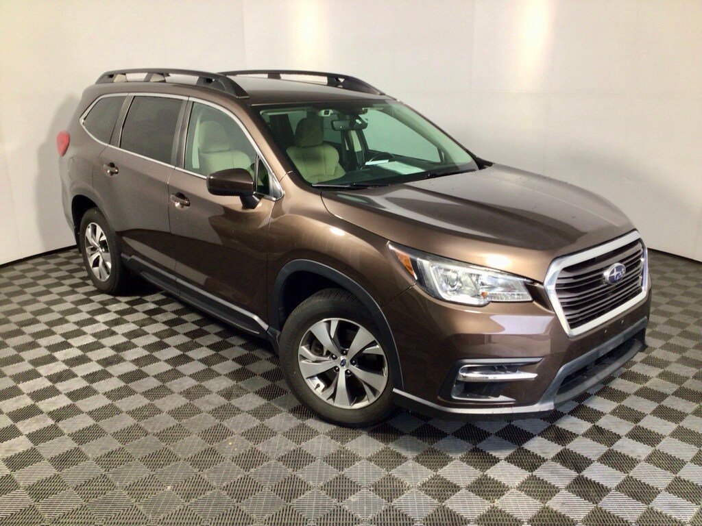 2019 Subaru Ascent Premium photo 3