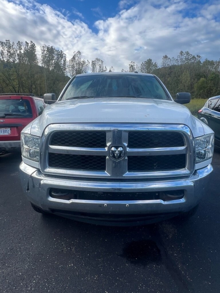 2016 Ram 2500 SLT photo 2