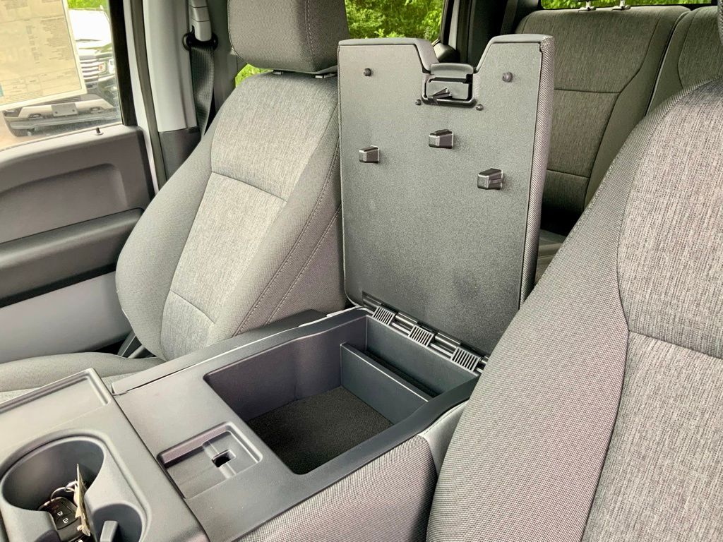 2026 Ford F-350 Super Duty XL - Photo 17