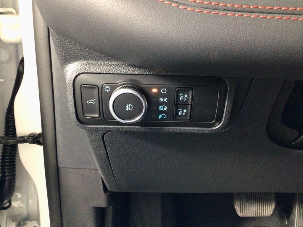 2026 Ford Explorer ST - Photo 22