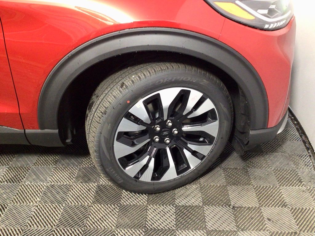 2026 Ford Explorer Platinum - Photo 39
