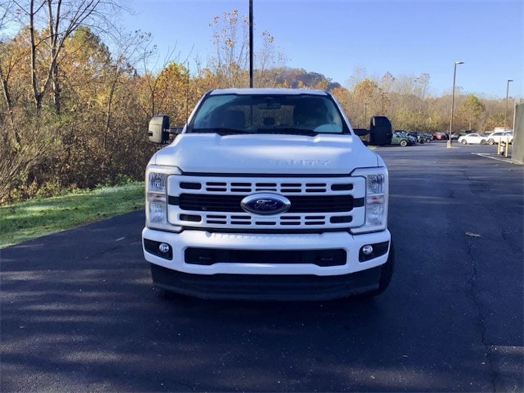 Used 2023 Ford F-250SD XLT Truck