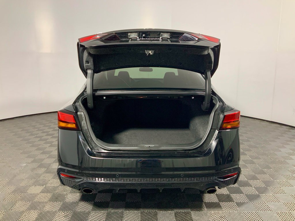 2019 Nissan Altima Platinum - Photo 17