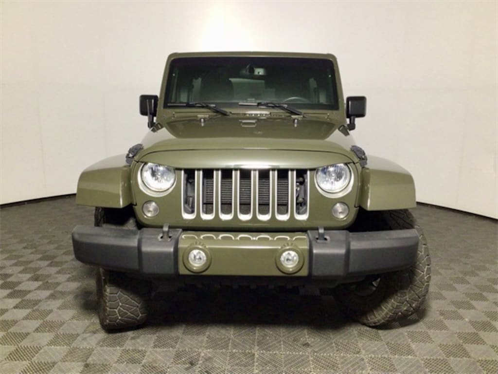 Used 2016 Jeep Wrangler Unlimited Sahara SUV