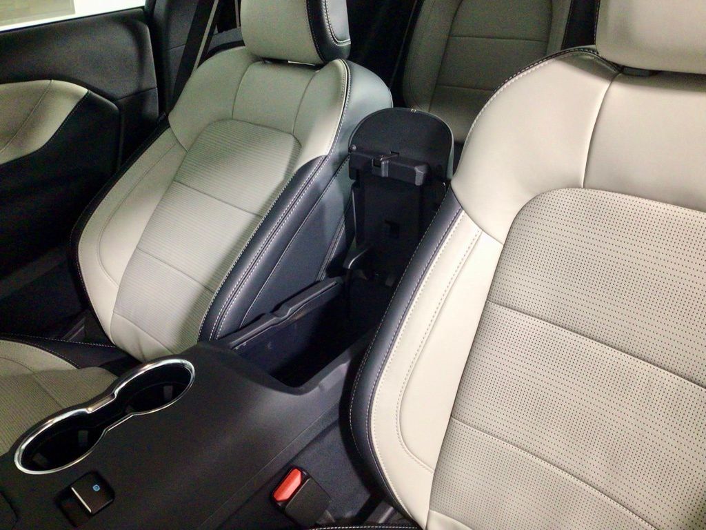 2025 Ford Mustang EcoBoost Premium Fastback - Photo 29