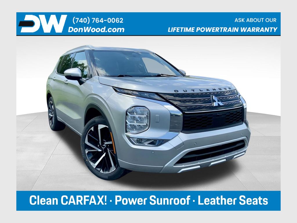 2022 Mitsubishi Outlander SEL S-AWC's photo